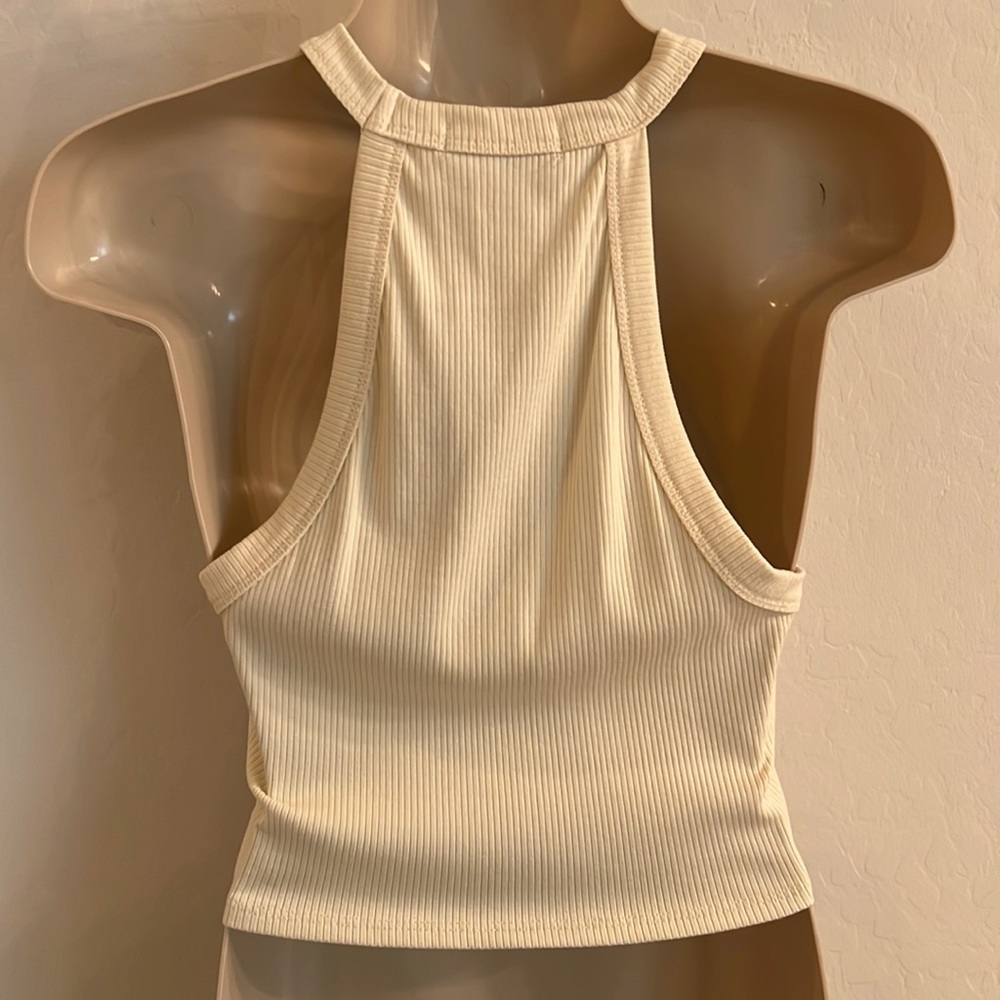 Crop Tank - Picture 2 of 5